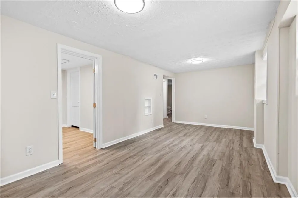 394 Burr Oak Court Lawrenceville, GA 30046