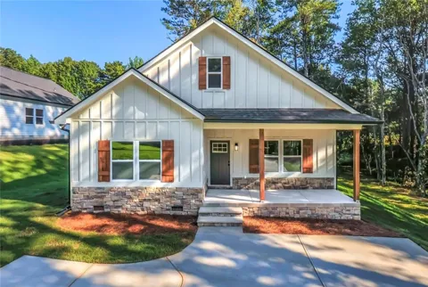 1120 Whispering Hills Drive