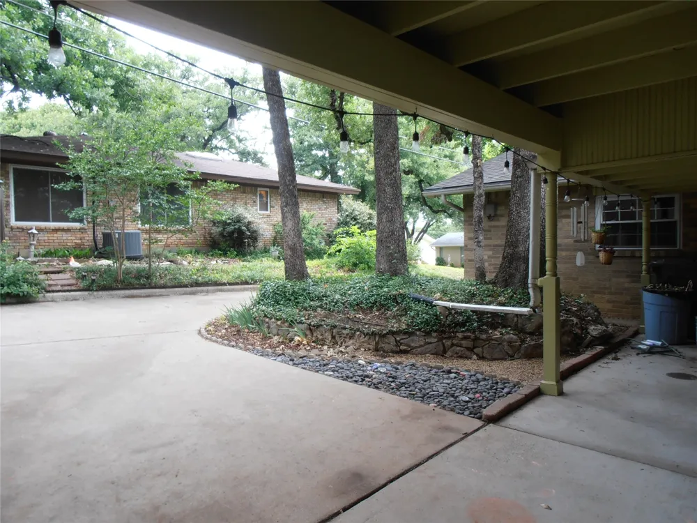 2911 Norwood Lane Arlington, TX 76013