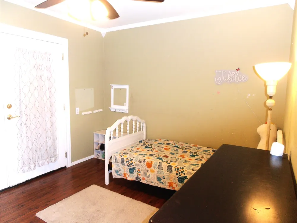 2911 Norwood Lane Arlington, TX 76013