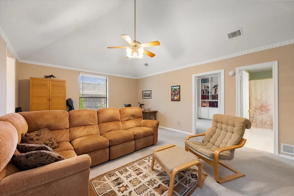 2105 Sleepy Hollow Drive Arlington, TX 76006