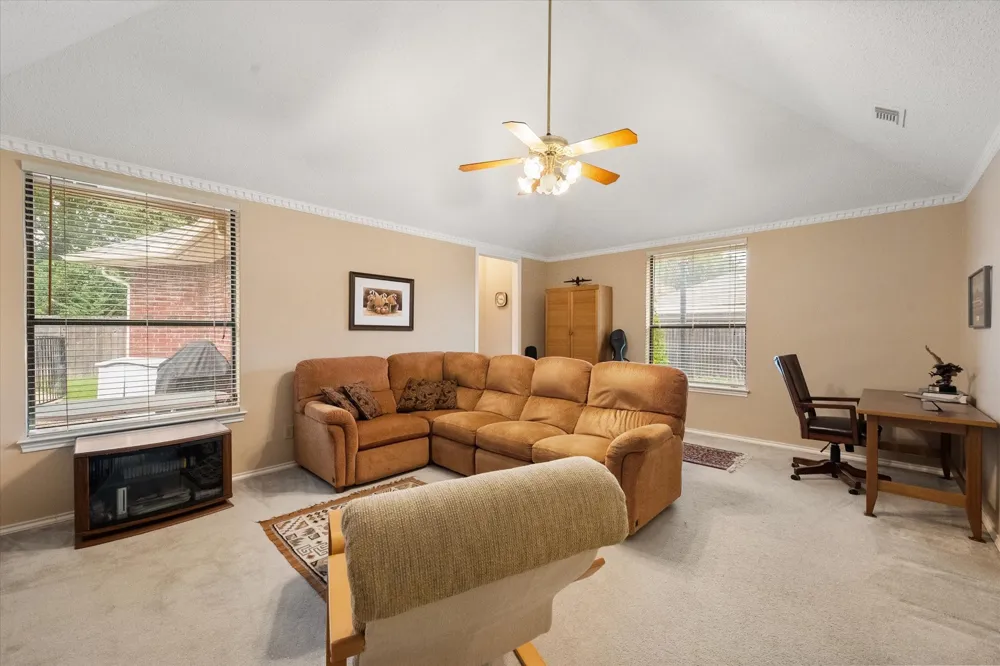 2105 Sleepy Hollow Drive Arlington, TX 76006
