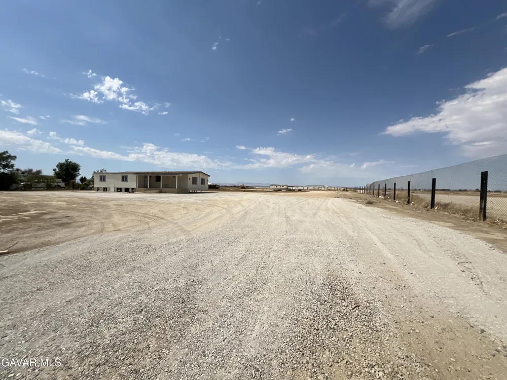 6555 E Ave H Lancaster, CA 93535