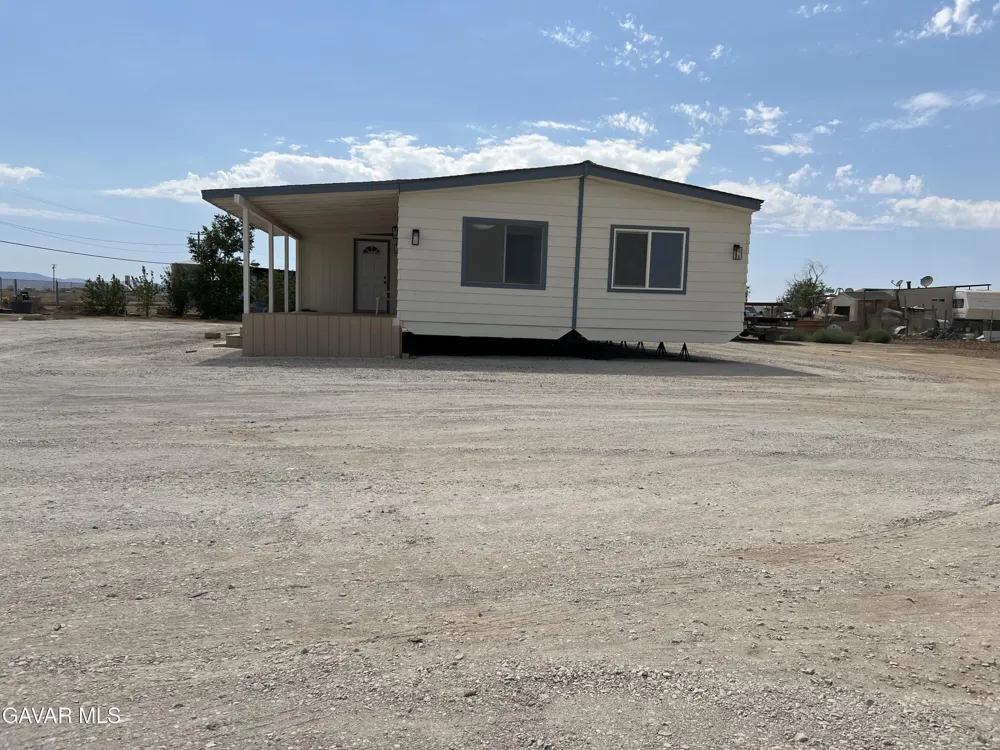 6555 E Ave H Lancaster, CA 93535