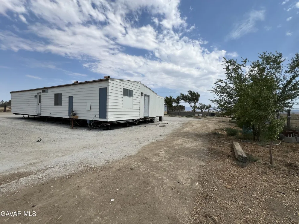 6555 E Ave H Lancaster, CA 93535