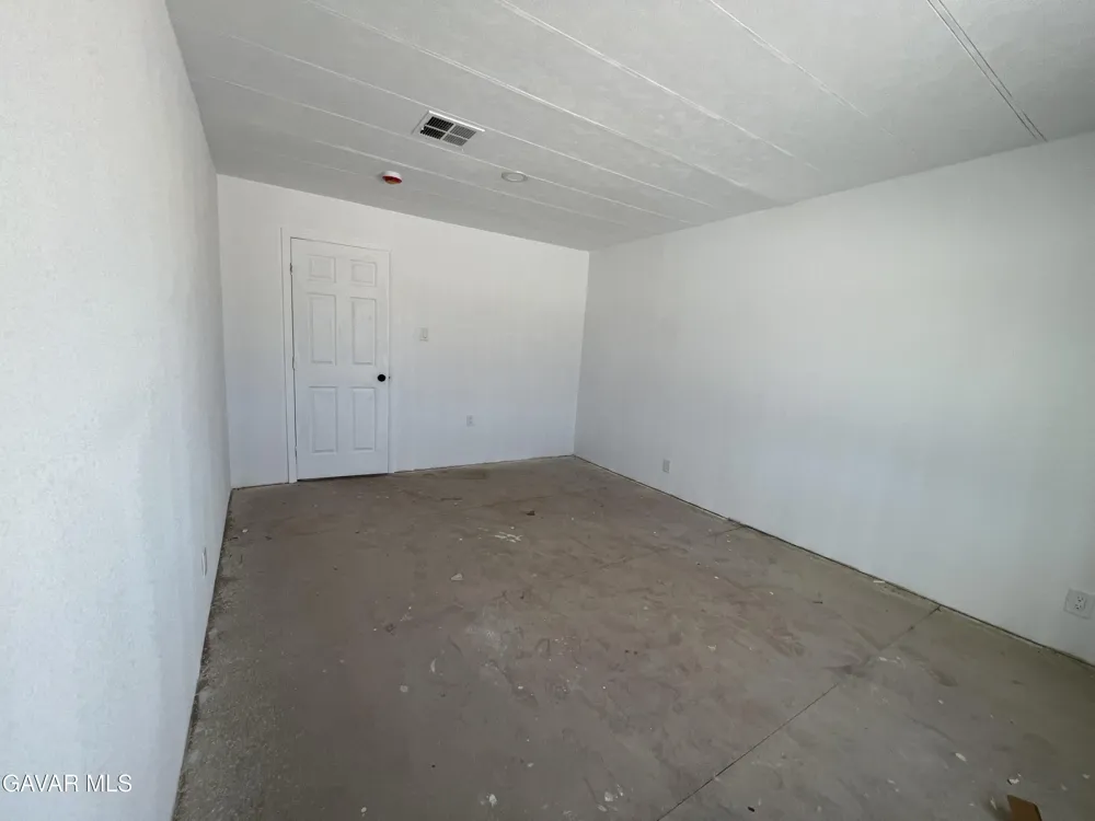 6555 E Ave H Lancaster, CA 93535