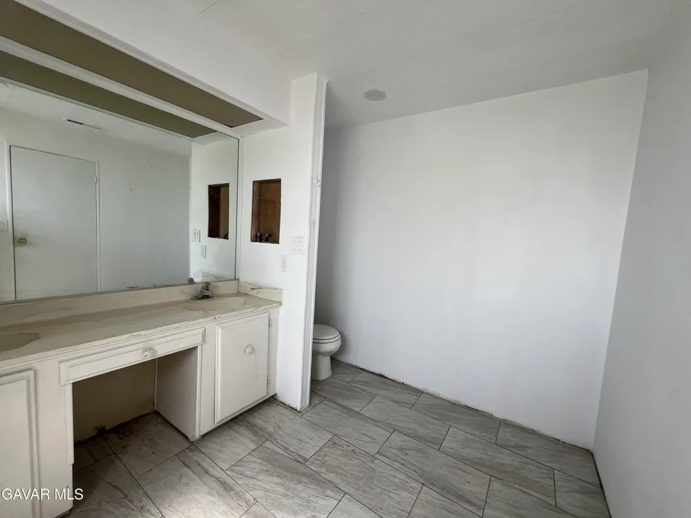 6555 E Ave H Lancaster, CA 93535