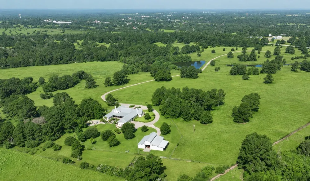 1893 Highway 159 E Bellville, TX 77418