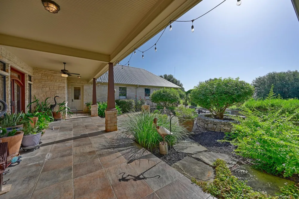 1893 Highway 159 E Bellville, TX 77418