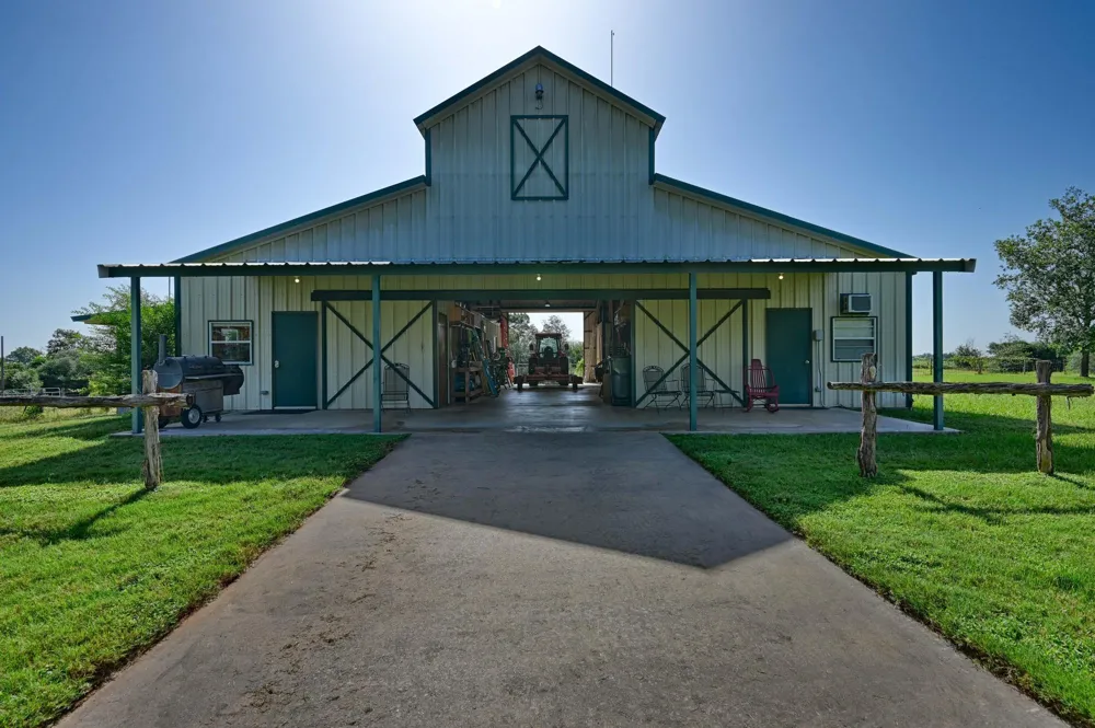1893 Highway 159 E Bellville, TX 77418