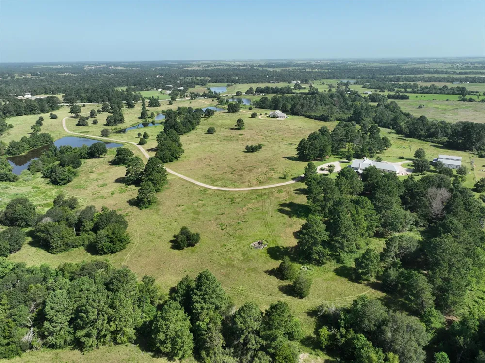 1893 Highway 159 E Bellville, TX 77418