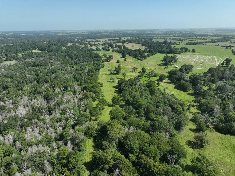 1893 Highway 159 E Bellville, TX 77418