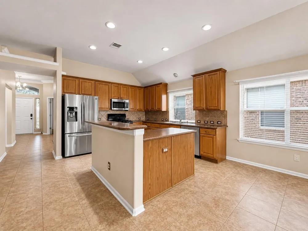 6114 Menor Crest Drive Spring, TX 77388