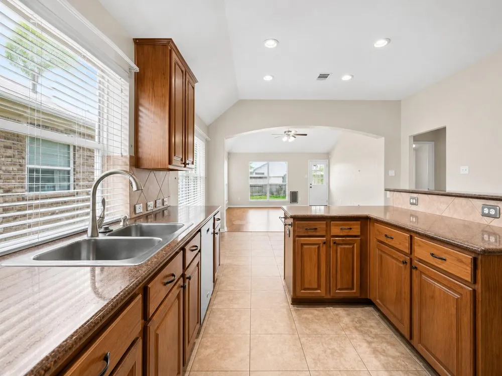 6114 Menor Crest Drive Spring, TX 77388