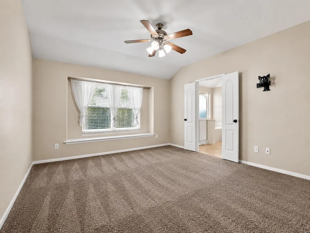 6114 Menor Crest Drive Spring, TX 77388