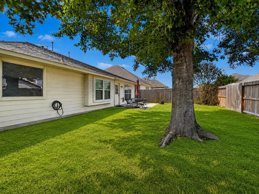 6114 Menor Crest Drive Spring, TX 77388