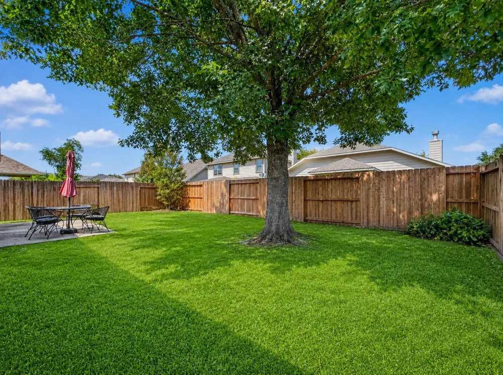 6114 Menor Crest Drive Spring, TX 77388