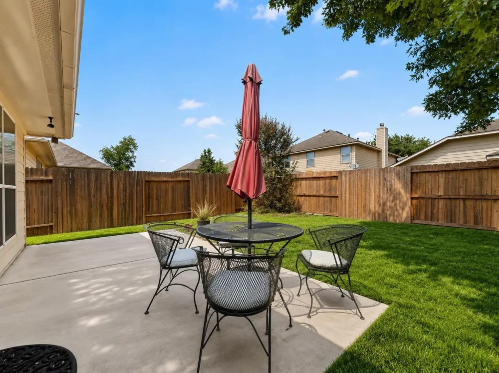 6114 Menor Crest Drive Spring, TX 77388