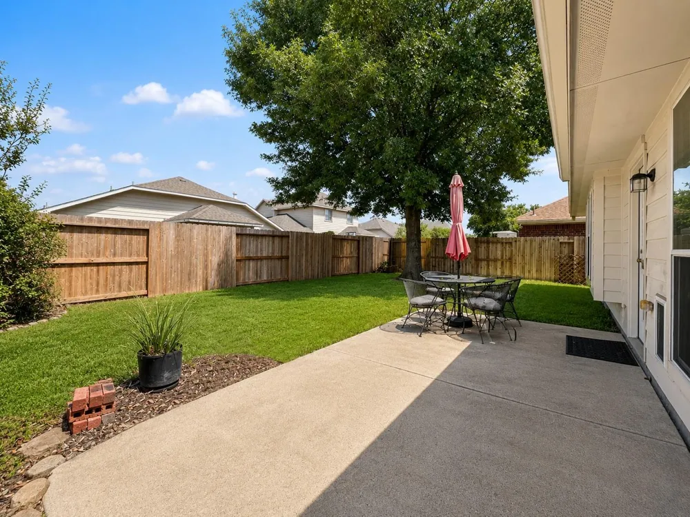 6114 Menor Crest Drive Spring, TX 77388