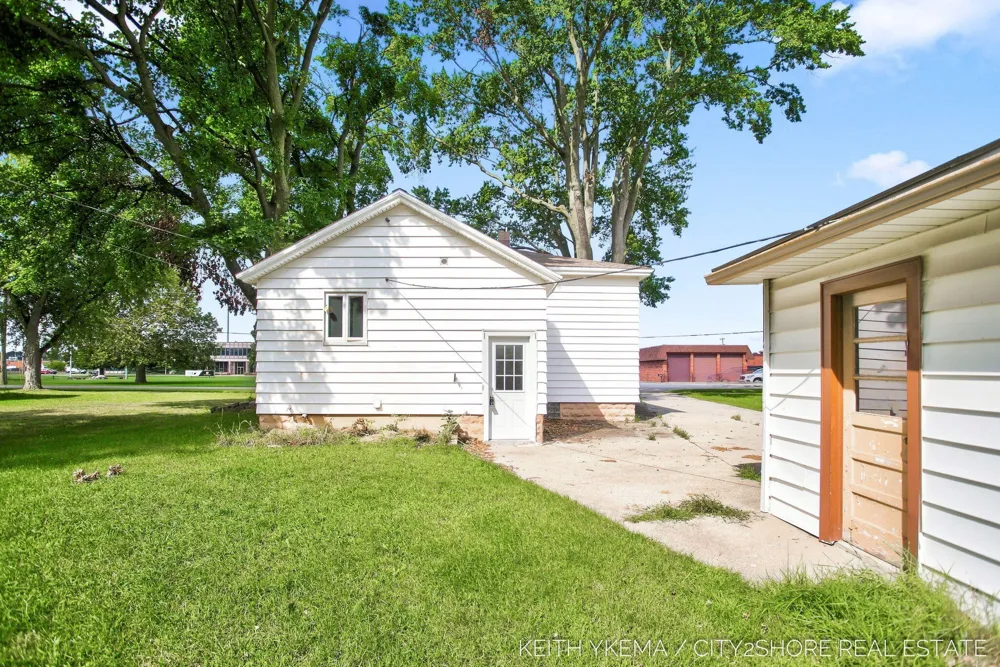 217 Franklin Street Zeeland, MI 49464
