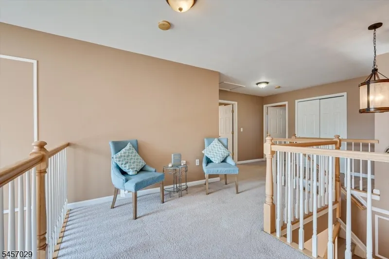 103 Timberhill Dr Franklin, NJ 08823