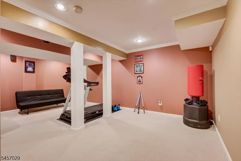 103 Timberhill Dr Franklin, NJ 08823