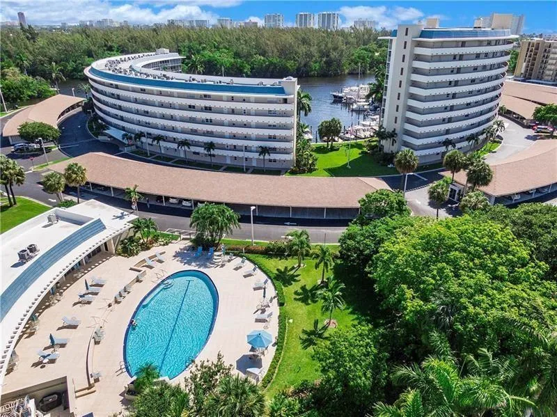 1523 E Hillsboro Boulevard #334 Deerfield Beach, FL 33441