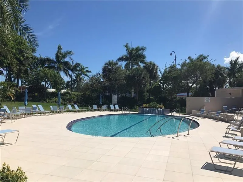 1523 E Hillsboro Boulevard #334 Deerfield Beach, FL 33441