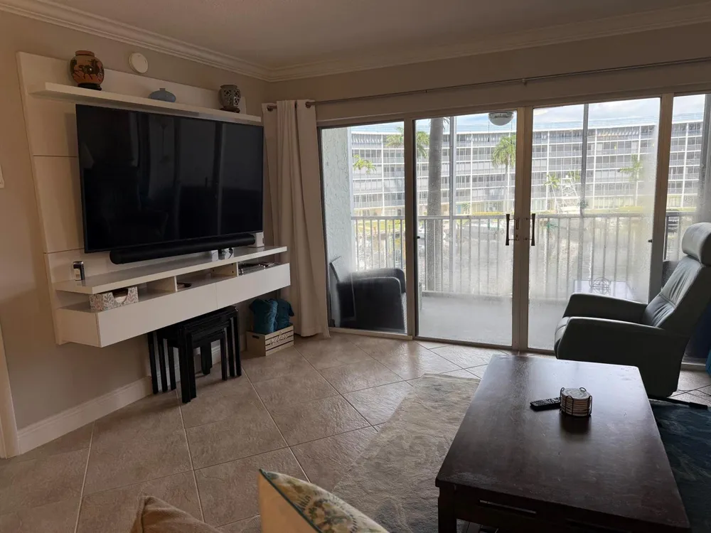 1523 E Hillsboro Boulevard #334 Deerfield Beach, FL 33441