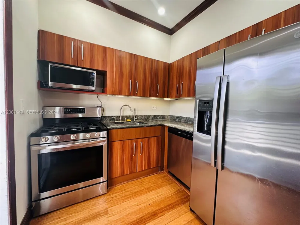 1470 Lincoln Ter #1 Miami Beach, FL 33139