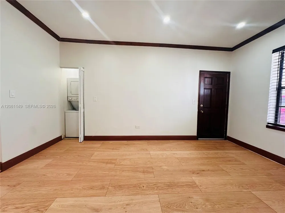 1470 Lincoln Ter #1 Miami Beach, FL 33139
