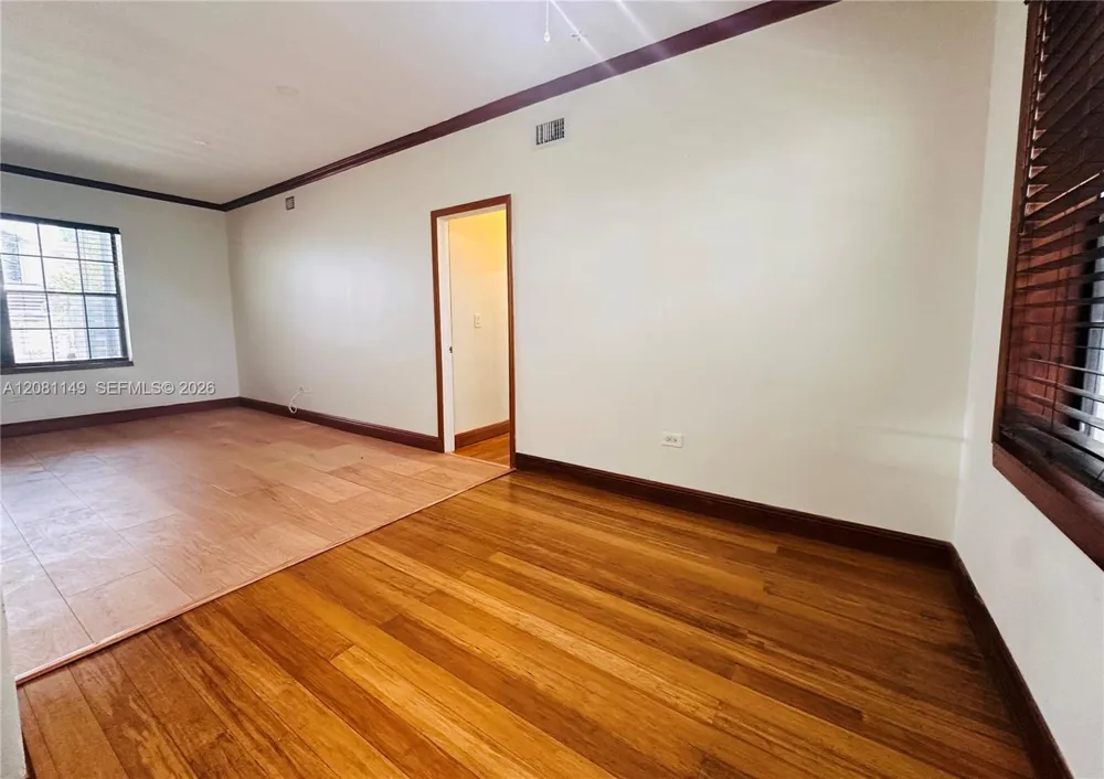 1470 Lincoln Ter #1 Miami Beach, FL 33139
