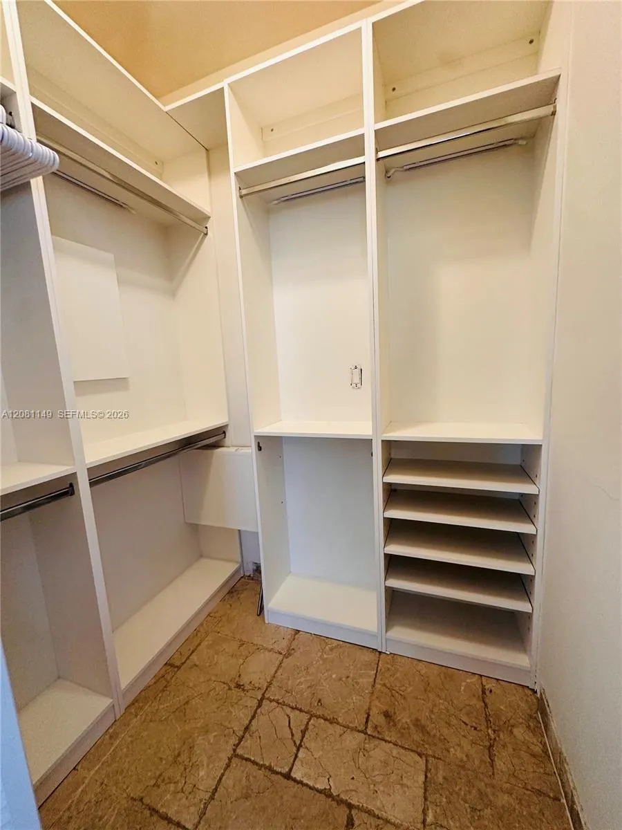 1470 Lincoln Ter #1 Miami Beach, FL 33139