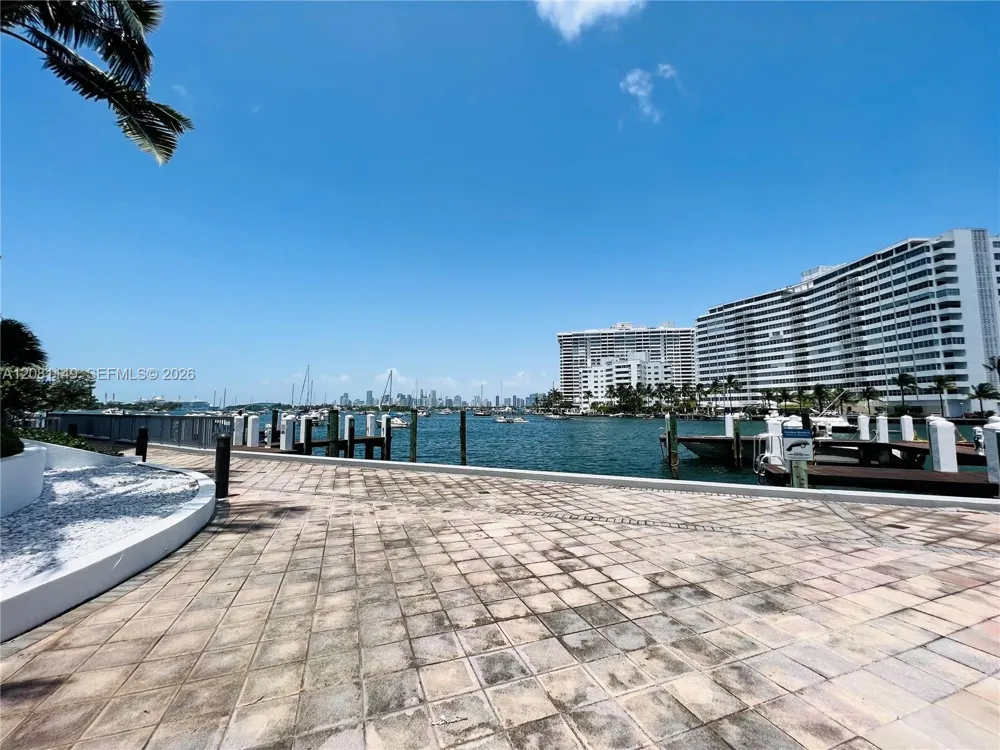 1470 Lincoln Ter #1 Miami Beach, FL 33139