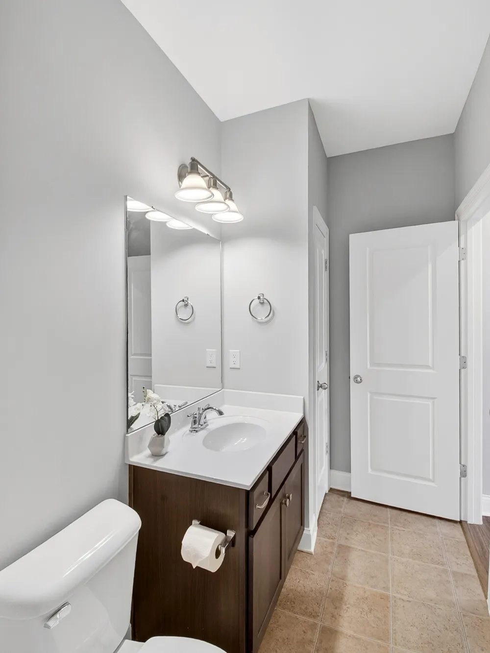 1608 Alayna Dr Nashville, TN 37221