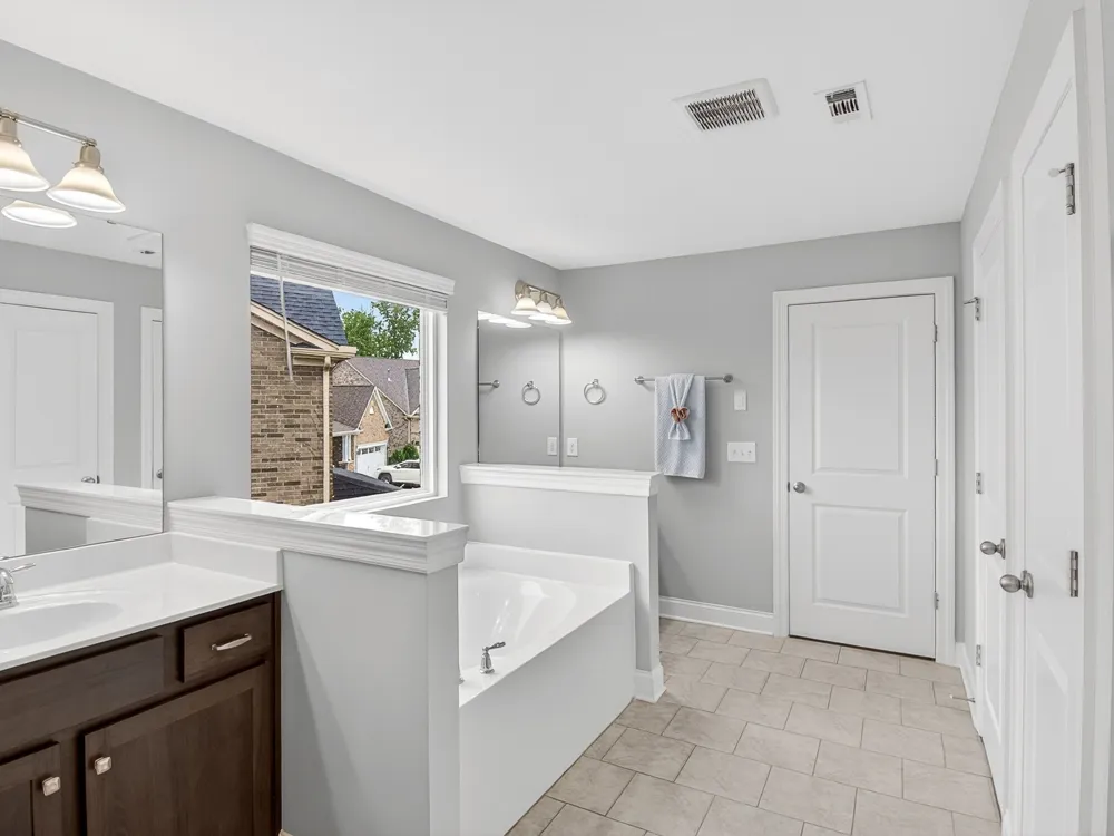 1608 Alayna Dr Nashville, TN 37221