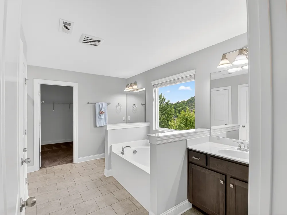 1608 Alayna Dr Nashville, TN 37221