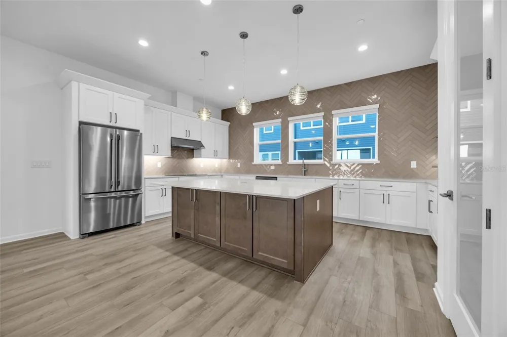 9305 LUMINARY BOULEVARD Orlando, FL 32827