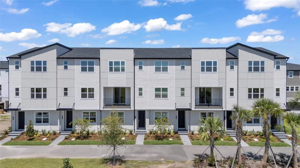 9305 LUMINARY BOULEVARD Orlando, FL 32827