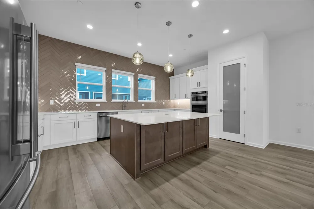 9305 LUMINARY BOULEVARD Orlando, FL 32827