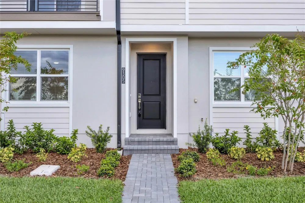9305 LUMINARY BOULEVARD Orlando, FL 32827