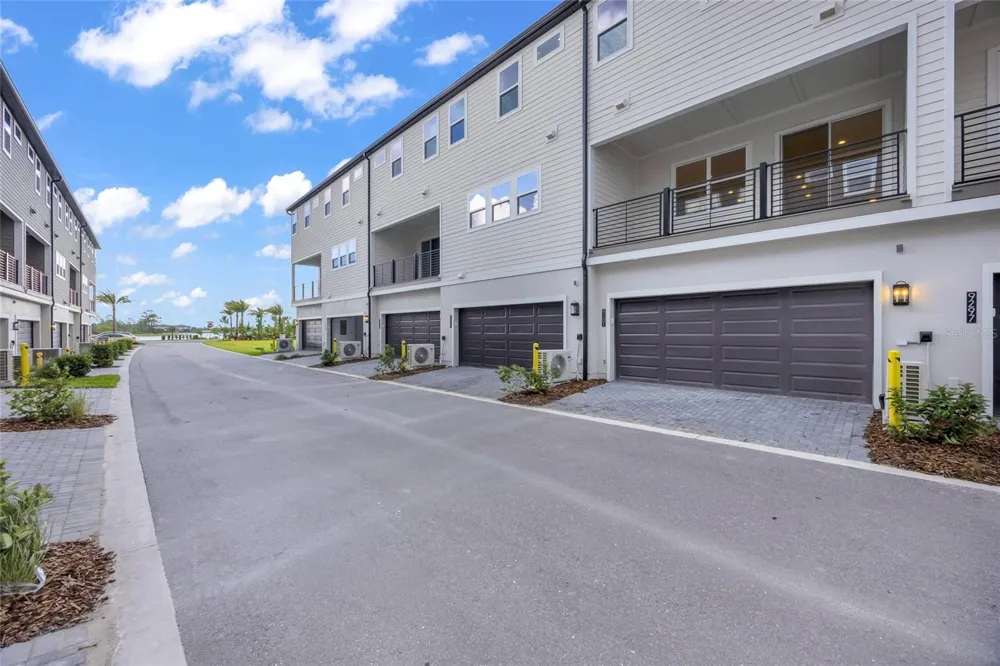 9305 LUMINARY BOULEVARD Orlando, FL 32827