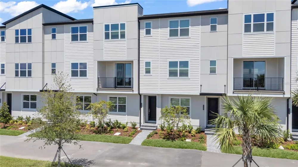 9305 LUMINARY BOULEVARD Orlando, FL 32827