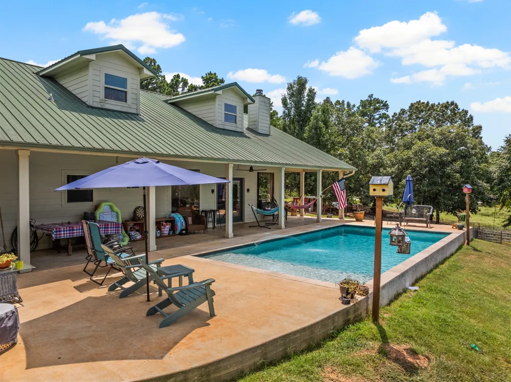 140 County Road 2242 Daingerfield, TX 75638