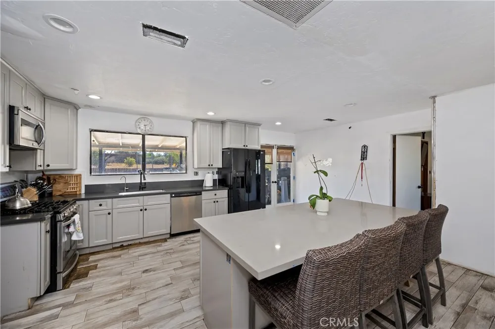 1320 Beaumont Avenue Beaumont, CA 92223