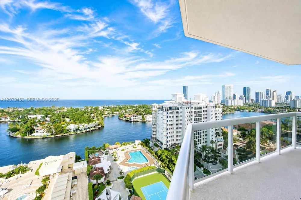 20185 E Country Club Dr #1801 Aventura, FL 33180