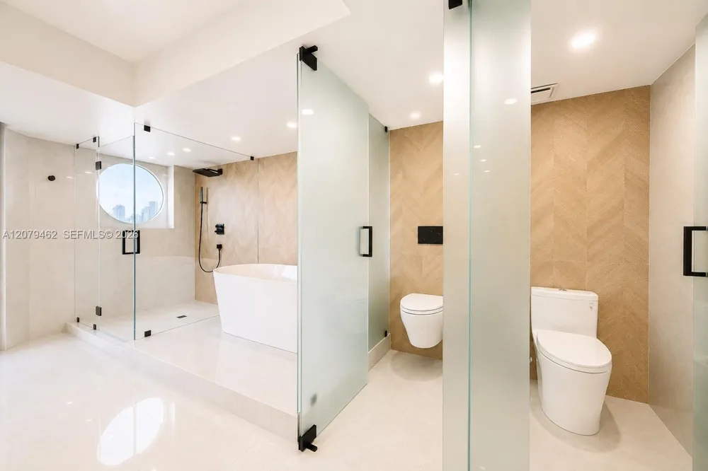 20185 E Country Club Dr #1801 Aventura, FL 33180