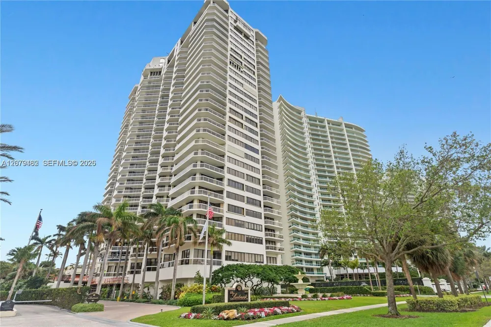 20185 E Country Club Dr #1801 Aventura, FL 33180