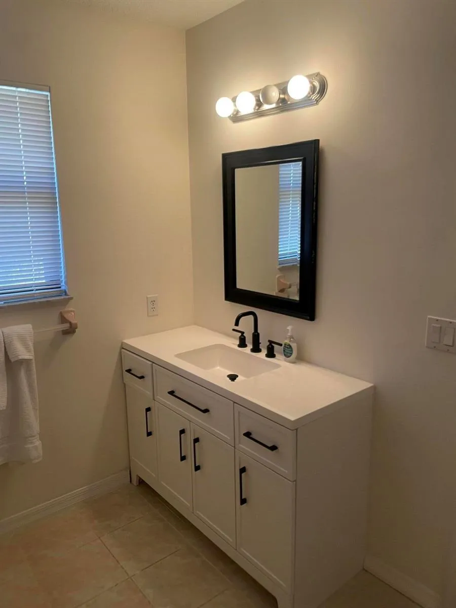 2322 SE SAINT LUCIE BOULEVARD Stuart, FL 34996