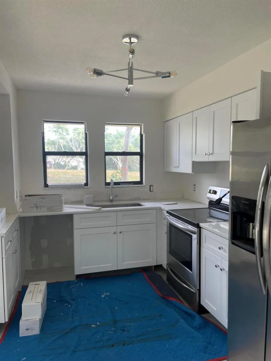 2322 SE SAINT LUCIE BOULEVARD Stuart, FL 34996